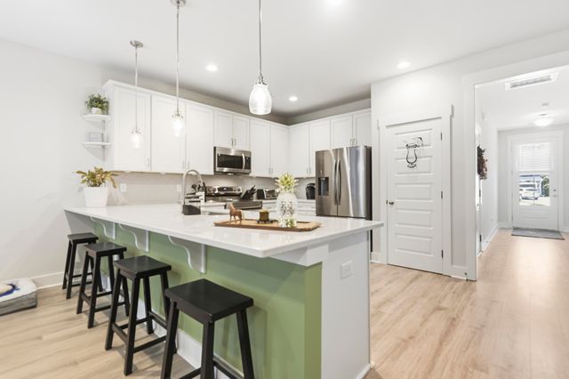 7722 Park Gate Drive, North Charleston, SC 29418