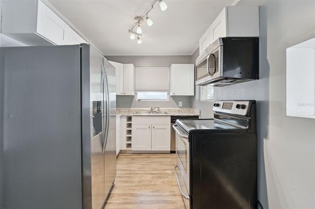 3947 GROVE STREET S, St Petersburg, FL 33705