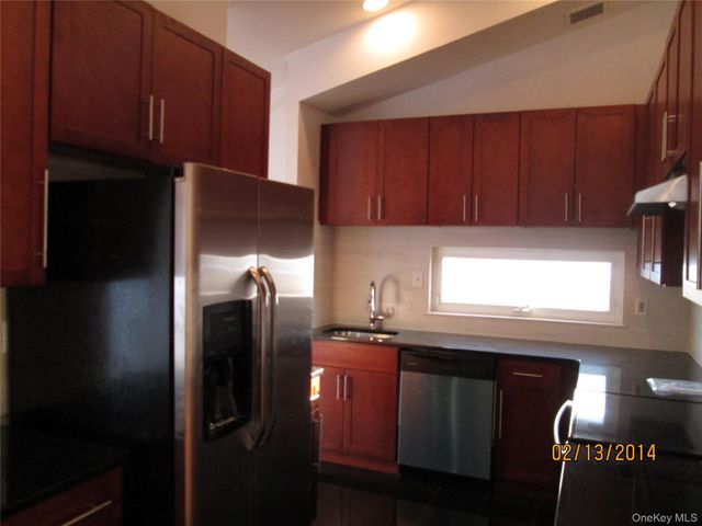 237 Great Neck 4B, Great Neck, NY 11021