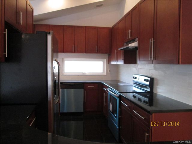 237 Great Neck 4B, Great Neck, NY 11021