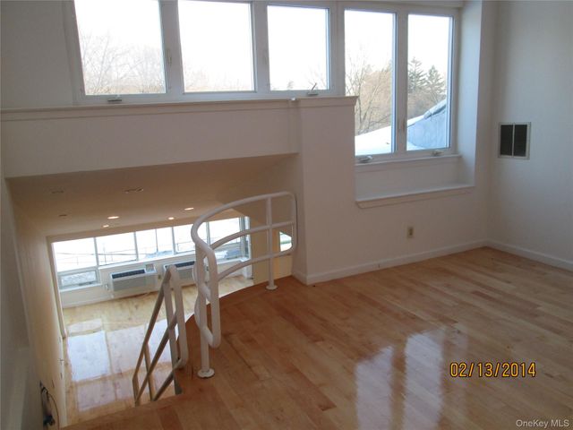 237 Great Neck 4B, Great Neck, NY 11021