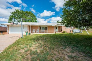 702 Smokey Mountain Dr, Kerrville, TX 78028