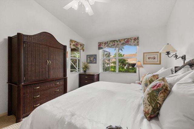 4659 Carlton Golf Drive, Lake Worth, FL 33449