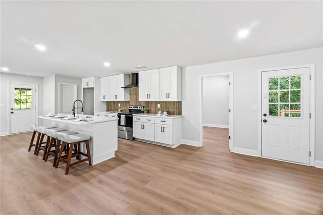 2811 Eunice Holcomb Circle, Dacula, GA 30019