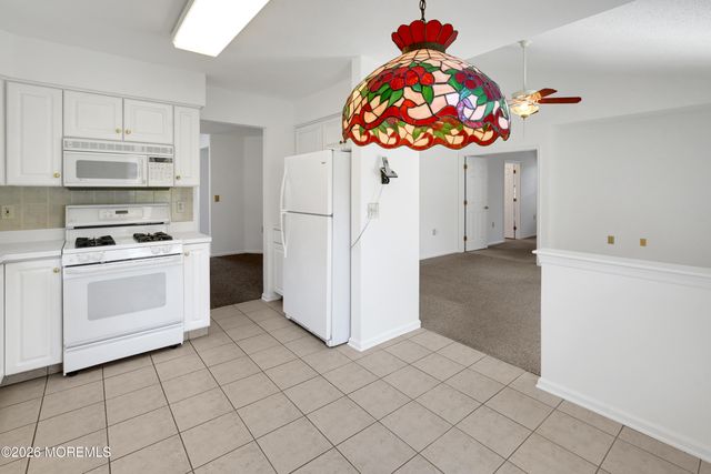 21 Tudor Court, Jackson, NJ 08527