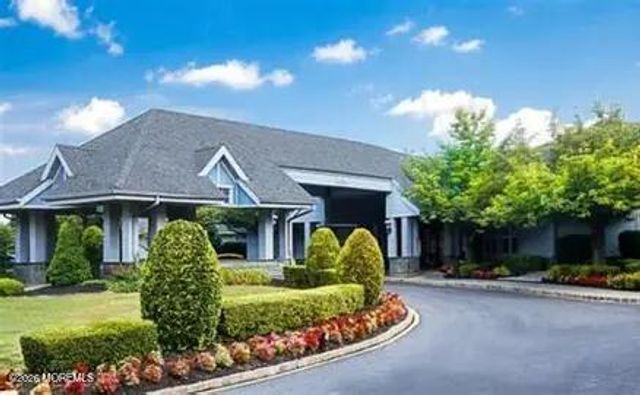 21 Tudor Court, Jackson, NJ 08527