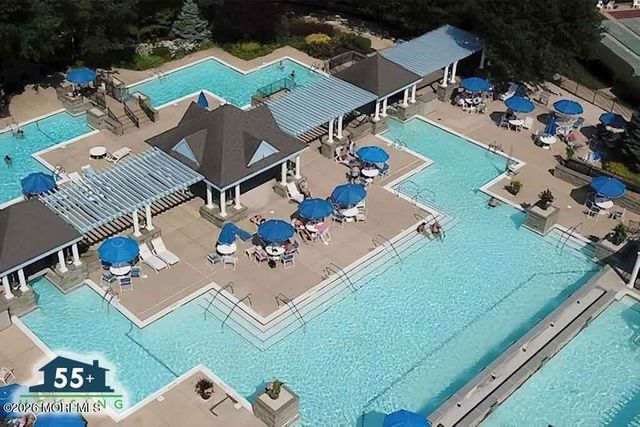 21 Tudor Court, Jackson, NJ 08527