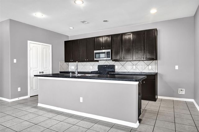 2609 Pearl Court, Texas City, TX 77591