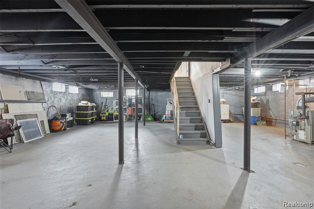 16834 Muirland Street, Detroit, MI 48221