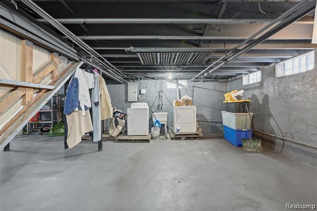 16834 Muirland Street, Detroit, MI 48221