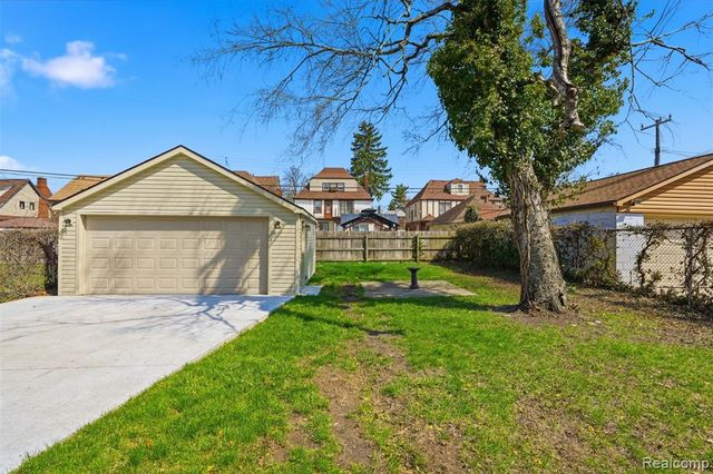 16834 Muirland Street, Detroit, MI 48221