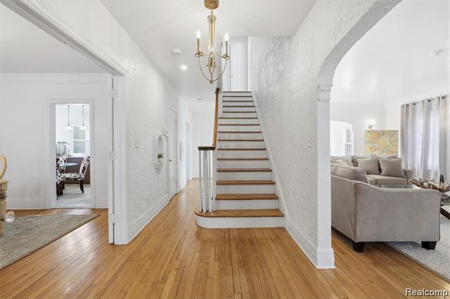 16834 Muirland Street, Detroit, MI 48221