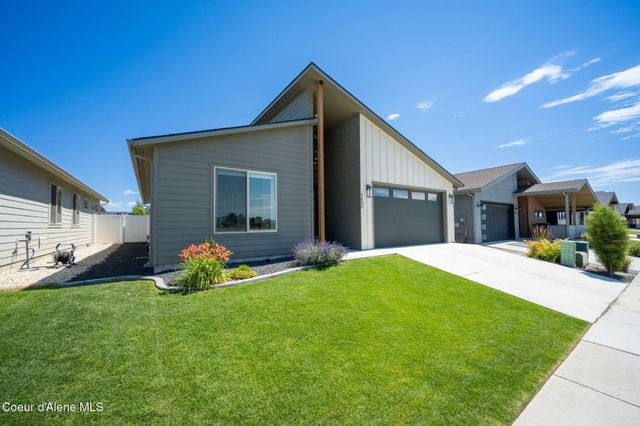 1490 W Moselle Dr, Coeur D'alene, ID 83814