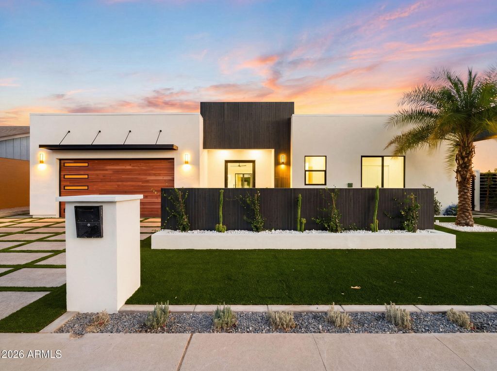 8531 E INDIANOLA Avenue, Scottsdale, AZ 85251 — exterior