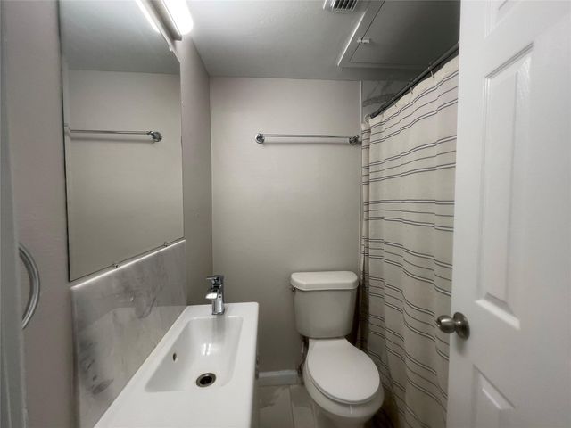 1502 Heights Boulevard 10, Houston, TX 77008