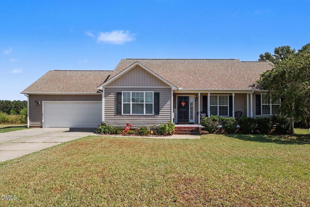 25 Lawrence Court, Smithfield, NC 27577