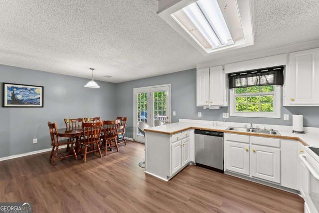174 Wisteria Trail, Mount Airy, GA 30563