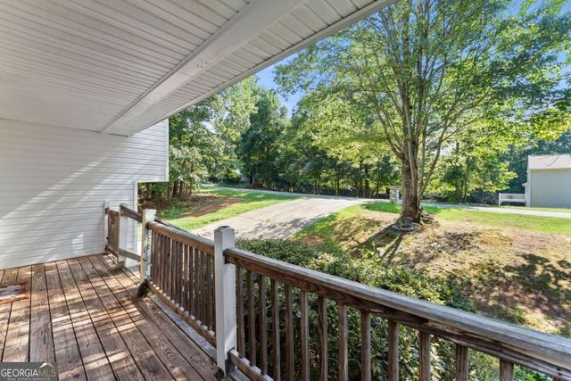 174 Wisteria Trail, Mount Airy, GA 30563