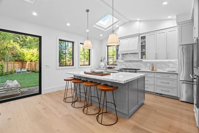 56 Melrose Place, Redwood City, CA 94062