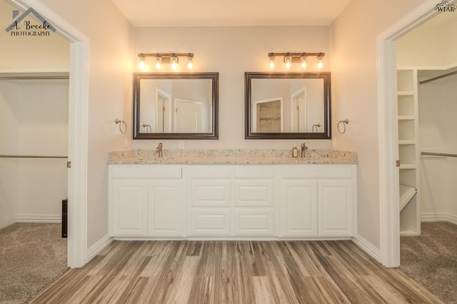 2306 W RATHGEBER ROAD, Wichita Falls, TX 76310