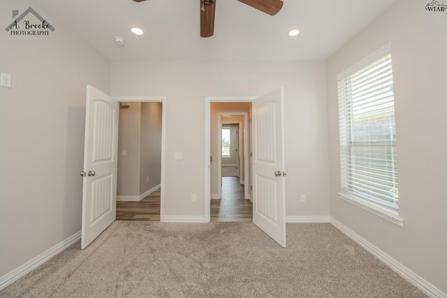 2306 W RATHGEBER ROAD, Wichita Falls, TX 76310