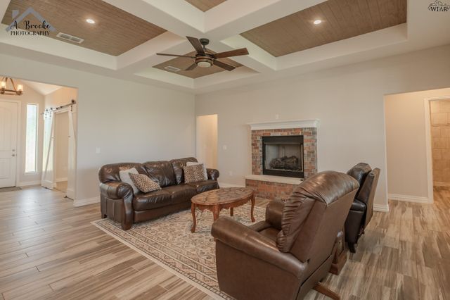 2306 W RATHGEBER ROAD, Wichita Falls, TX 76310