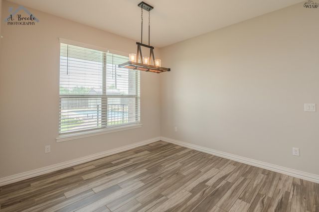 2306 W RATHGEBER ROAD, Wichita Falls, TX 76310