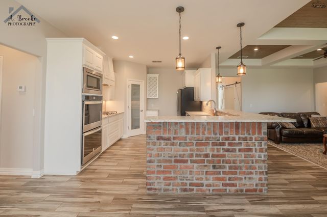 2306 W RATHGEBER ROAD, Wichita Falls, TX 76310