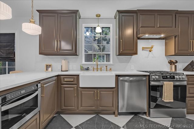 1613 S Delaware Avenue, Tulsa, OK 74104