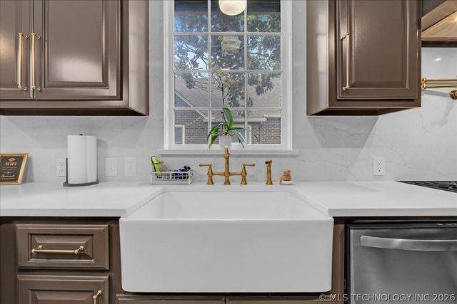 1613 S Delaware Avenue, Tulsa, OK 74104
