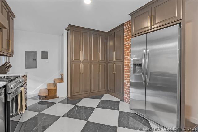 1613 S Delaware Avenue, Tulsa, OK 74104