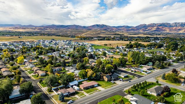 532 E 300 S, Hyrum, UT 84319