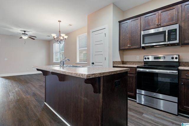 578 THE HEIGHTS LANE, Calera, AL 35040