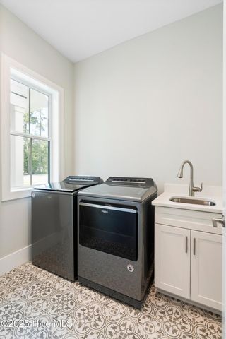 1933 Loblolly Landing Lane, Wilmington, NC 28411