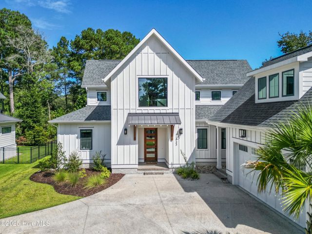 1933 Loblolly Landing Lane, Wilmington, NC 28411
