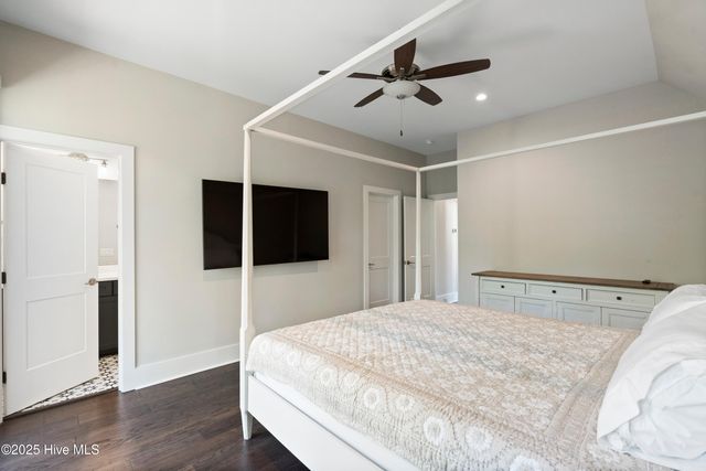 1933 Loblolly Landing Lane, Wilmington, NC 28411