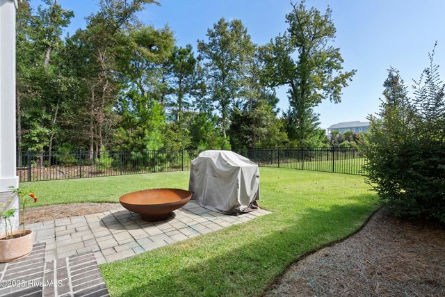 1933 Loblolly Landing Lane, Wilmington, NC 28411