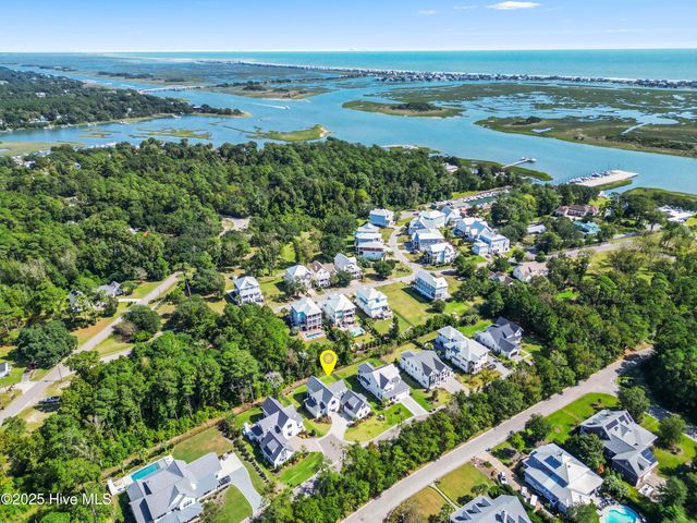 1933 Loblolly Landing Lane, Wilmington, NC 28411