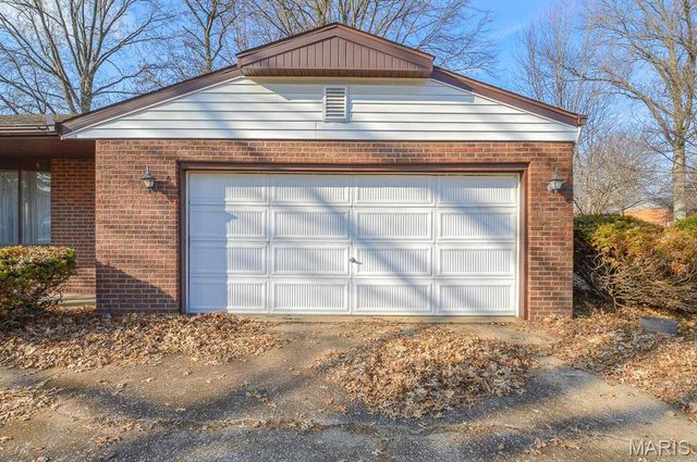 74 Glen Echo Drive, Glen Carbon, IL 62034