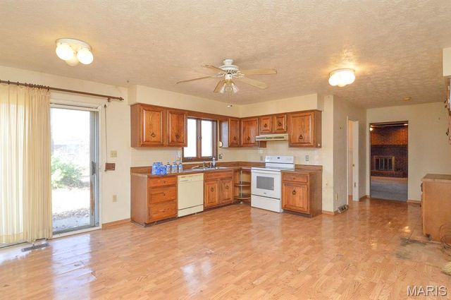 74 Glen Echo Drive, Glen Carbon, IL 62034