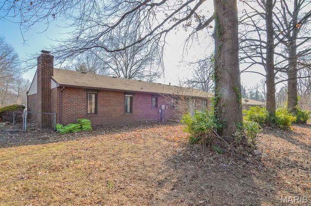 74 Glen Echo Drive, Glen Carbon, IL 62034