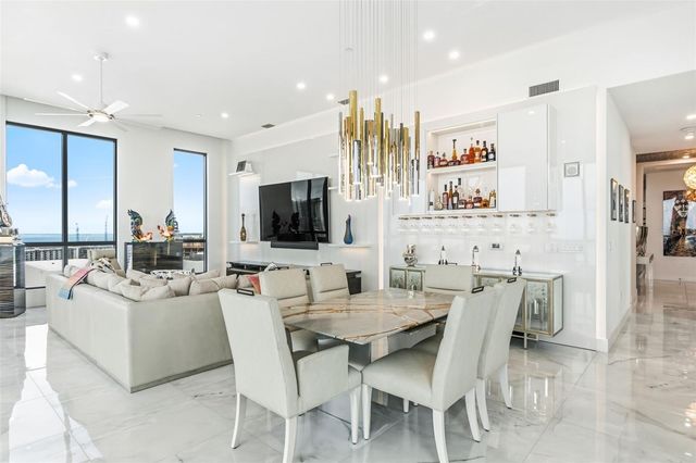 33 S PALM AVENUE 1701, Sarasota, FL 34236