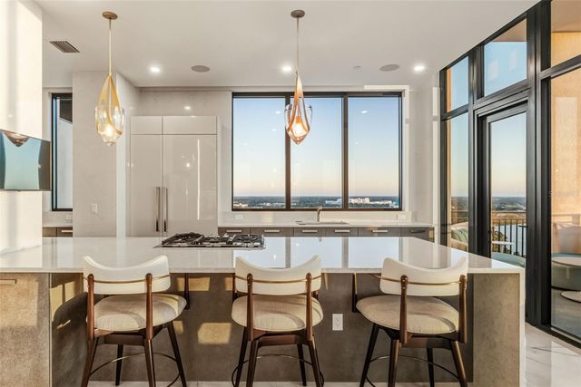 33 S PALM AVENUE 1701, Sarasota, FL 34236