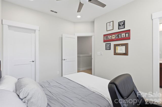 2009 Federation Court, Charlotte, NC 28205