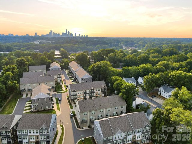 2009 Federation Court, Charlotte, NC 28205