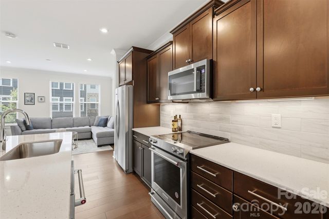 2009 Federation Court, Charlotte, NC 28205