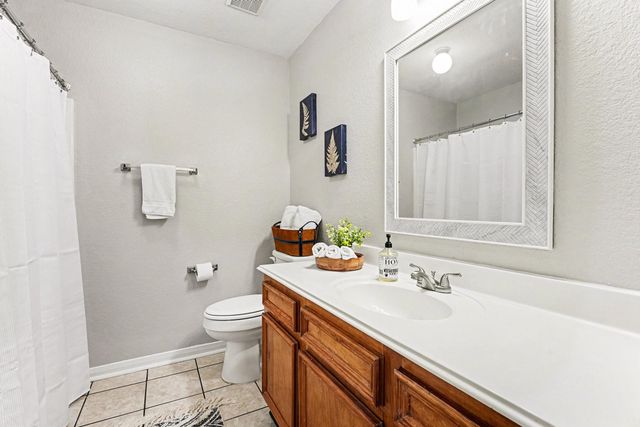 2705 Clara Lane, Texas City, TX 77590