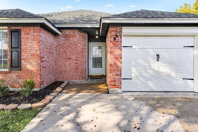 2705 Clara Lane, Texas City, TX 77590