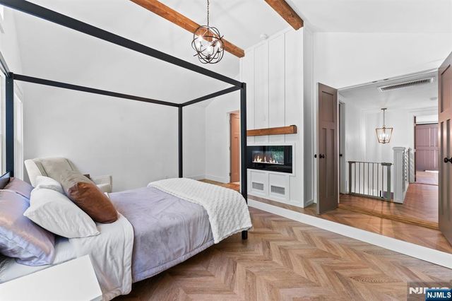 9 Lawnwood Avenue, Newton, NJ 07860