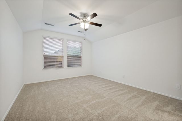 1612 Meadow Trail Lane, Aubrey, TX 76227